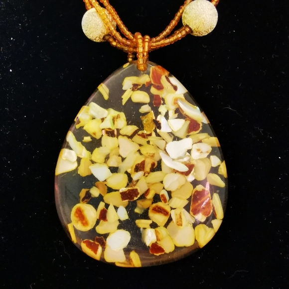 Vintage Abalone in Lucite Necklace Pendant - Picture 7 of 16